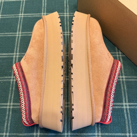 UGG Tazz II Platform Slippers Chestnut - Picture 4 of 6